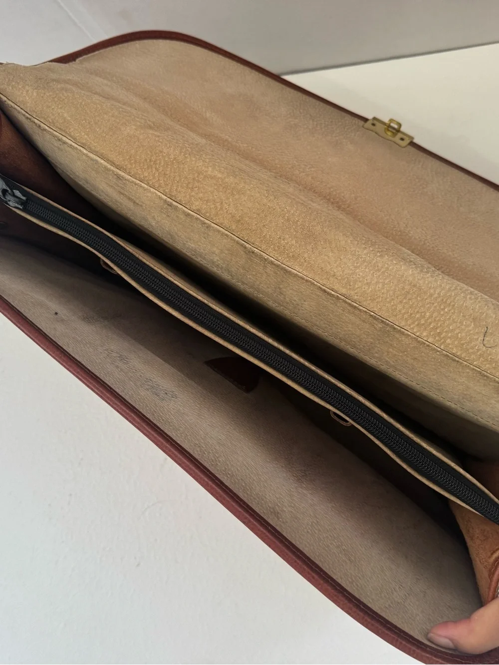 Schlesinger locking wear attache